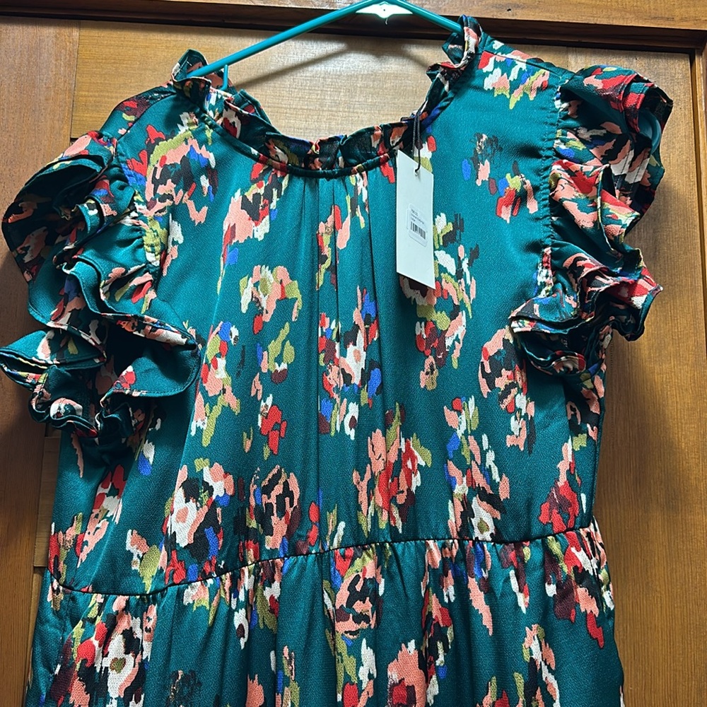 NWT THML maxi dress, emerald ruffle sleeve, size large - Picture 2 of 6